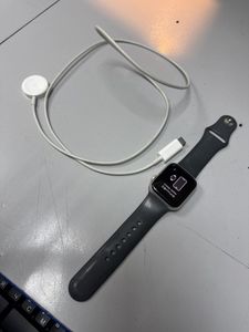 Б/в Смарт-годинник Apple watch se 2 gps 40mm aluminium case 01-200884241