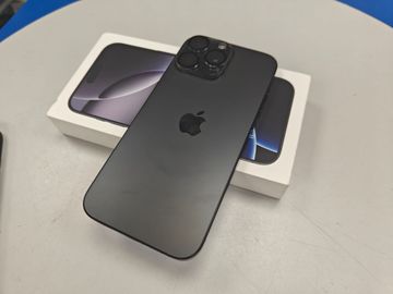 Б/в Мобільний телефон Apple iphone 16 pro max 256gb esim 01-200886196