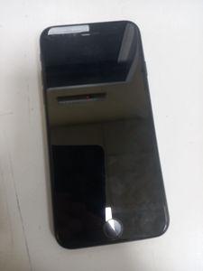 Б/в Мобільний телефон Apple iphone se 2022 64gb 01-200897695