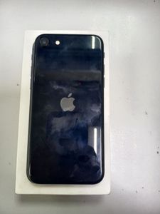 Б/в Мобільний телефон Apple iphone se 2022 64gb 01-200909596