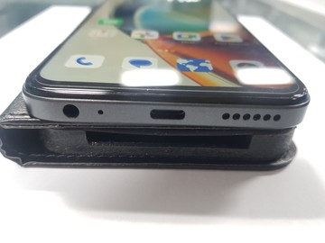 Б/в Мобільний телефон Zte nubia v70 design 8/256gb 01-200941705