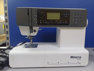 Б/у Швейная машина Minerva mc 440e 01-200946426