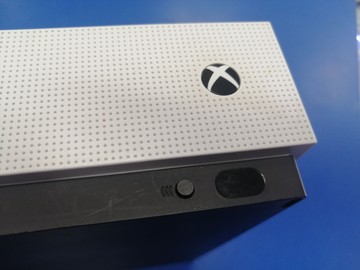 Б/в Ігрова приставка Microsoft xbox one s 1tb 01-200950408
