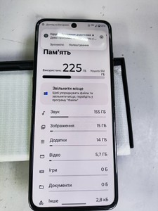 Б/в Мобільний телефон Motorola razr 60 ultra 16/512gb 01-200958586