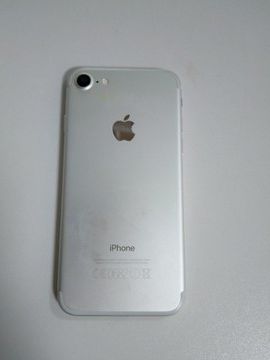 Б/в Мобільний телефон Apple iphone 7 32gb 01-200965781