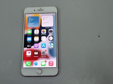 Б/в Мобільний телефон Apple iphone 7 plus 128gb 01-201063835