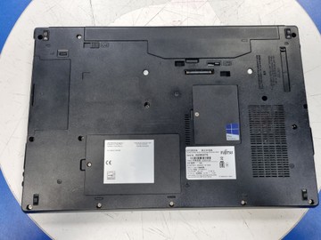 Б/у Ноутбук Fujitsu 15/core i5 6200u/8gb ddr3/hdd 500 gb/*інтегрована 01-201064064