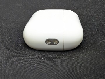 Б/в Навушники Apple airpods pro 2nd generation with magsafe charging case usb-c 01-201063669