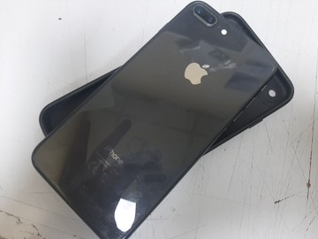 Б/в Мобільний телефон Apple iphone 8 plus 64gb 01-201081447