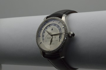Б/в Годинник Louis Erard 92-600 01-201101732