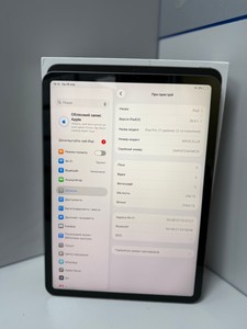 Б/в Планшет Apple ipad pro 11 2020 wi-fi 256gb 01-201107044