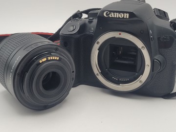 Б/в Фотоапарат Canon eos 700d body 01-201008186