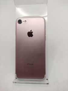 Б/в Мобільний телефон Apple iphone 7 32gb 01-201123666