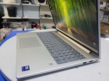 Б/в Ноутбук Hp 15/core ultra 5 225u ddr5/16gb ddr5/hdd *відсутній/ssd 512 gb/*інтегрована 01-201093400