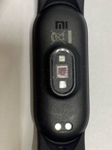 18-000092121: Mi band 5