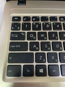 01-200513810: Asus 15/celeron n3350 ddr3/4gb ddr3/hdd 140 gb/ssd *відсутній/radeon rx5500m 4gb