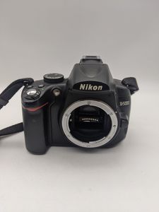 01-200744699: Nikon d5000 body