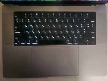 01-200781012: Apple macbook pro 16" 2023