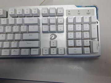 01-200783737: Dareu ek816