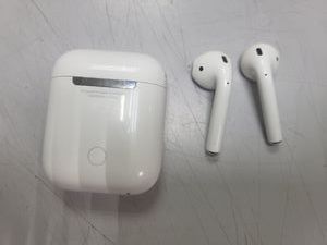 Б/в Навушники Apple airpods 2nd generation with charging case 01-200806331