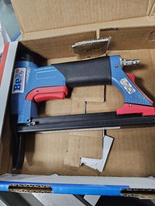 Б/у Степлер пневматический Bea 429ln 01-200807762