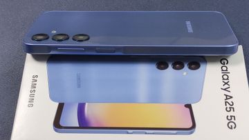 Б/в Мобільний телефон Samsung galaxy a25 5g 6/128gb 01-200808929