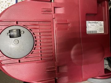 Б/в Пилосос Electrolux clario z 7510 01-200809456