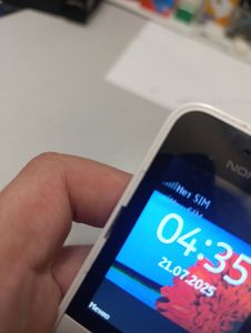 Б/в Мобільний телефон Nokia 220 dual sim 01-200811628