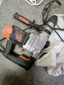 Б/в Перфоратор Dnipro-M пе-2813б 01-200812829