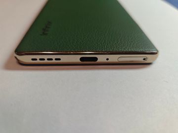 Б/в Мобільний телефон Infinix note 40 pro 12/256gb 01-200816571