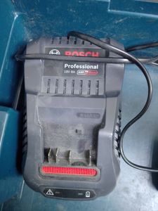 Б/в Гайковерт Bosch gdx 18 v-200c 2акб 01-200820511