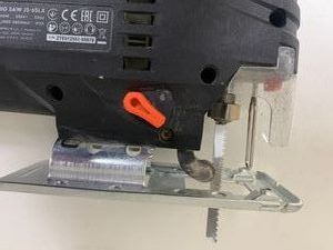 Б/у Электролобзик Dnipro-M js-65lx 01-200830835