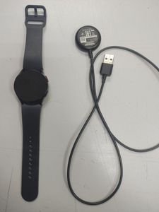 Б/в Смарт-годинник Samsung galaxy watch6 40mm esim 01-200833827
