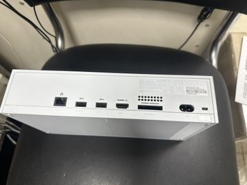 Б/в Ігрова приставка Microsoft xbox series s 512gb 01-200835350