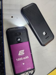 Б/у Мобильный телефон 2E e240 2022 01-200836518