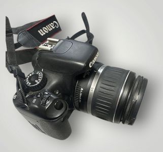 Б/в Фотоапарат Canon eos 550d +efs 18-55mm 3.5-5.6 is 01-200773203