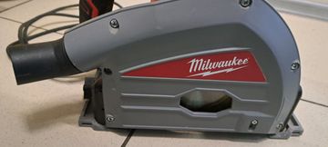 Б/у Пила дисковая Milwaukee m18 2632-20 01-200843542
