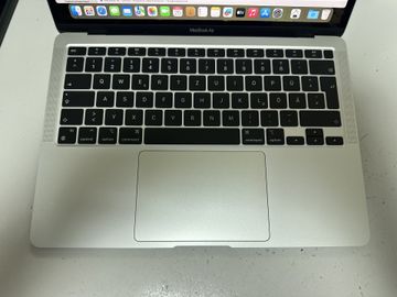 Б/в Ноутбук Apple makbook air 13,3"/apple m1/ram8gb/ssd256gb/7core gpu 01-200856587