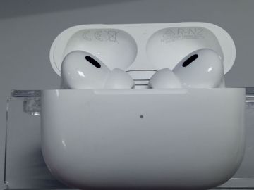 Б/у Наушники Apple airpods pro 2nd generation magsafe 01-200861743