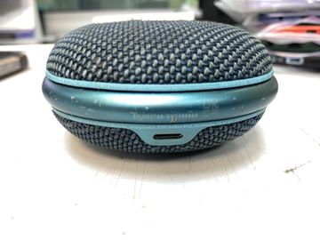 Б/в Акустика Jbl clip 4 01-200870666