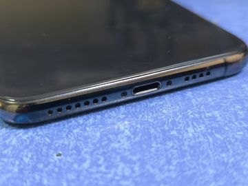 Б/у Мобильный телефон Apple iphone xs max 64gb 01-200883341