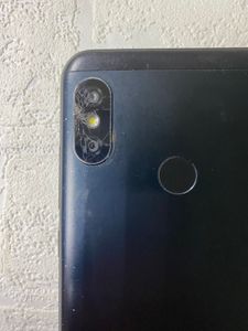 Б/в Мобільний телефон Xiaomi mi a2 lite 4/64gb 01-200887774