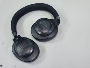 Б/в Навушники Jbl live 660nc 01-200900035
