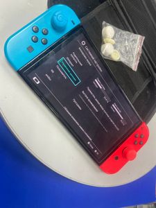 Б/в Ігрова приставка Nintendo switch 01-200904883