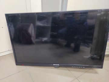 Б/у Телевизор Bravis led-dh3225bh 01-200905561
