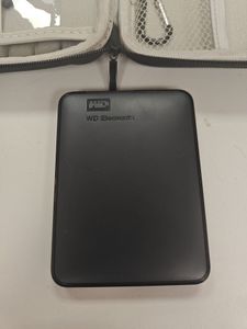 Б/в Жорсткий диск Wd elements portable 2 tb 01-200913330