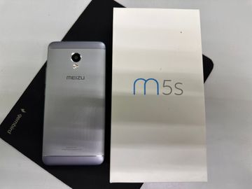 Б/в Мобільний телефон Meizu m5s 16gb 01-200911804