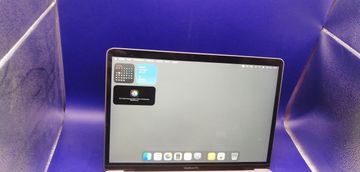 Б/в Ноутбук Apple macbook pro a2251 13,3"/ core i5 2,0ghz/ram16gb/ssd500gb/intel iris graphics 01-200915036