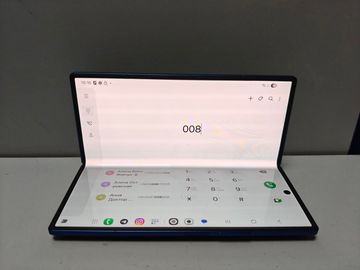 Б/в Мобільний телефон Samsung galaxy fold7 16/1tb 01-200918672