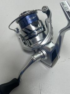 Shimano stradic fm / c2000 s